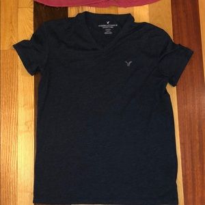 American Eagle V-Neck